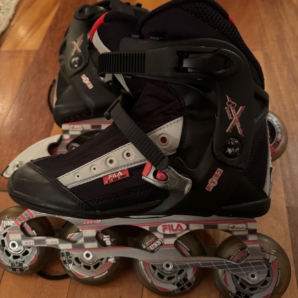 FILA Black and Red Women Inline Skates - Picture 2 of 6